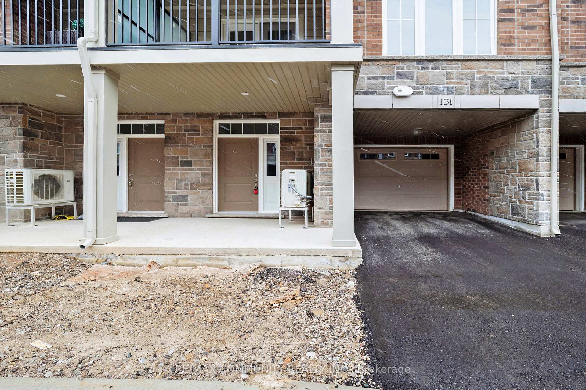 Photo 4 of Unit 151, 677 Park Road N, Brant, Brantford Twp — HOMEH