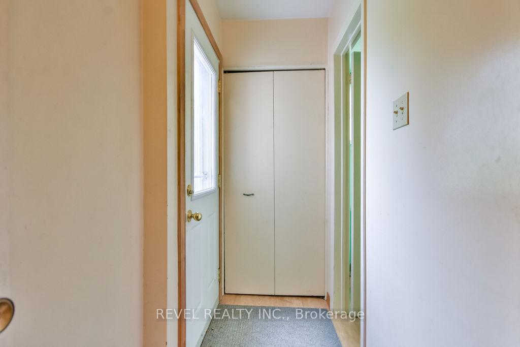Photo 13 of 37 Broadmoor Avenue, Barrie, Allandale Heights — HOMEH