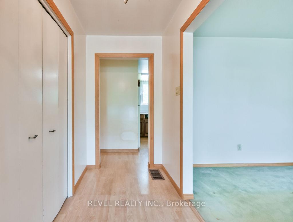 Photo 15 of 37 Broadmoor Avenue, Barrie, Allandale Heights — HOMEH