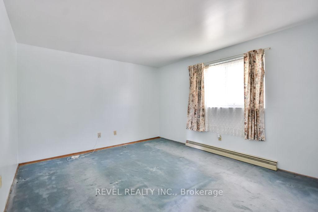 Photo 17 of 37 Broadmoor Avenue, Barrie, Allandale Heights — HOMEH