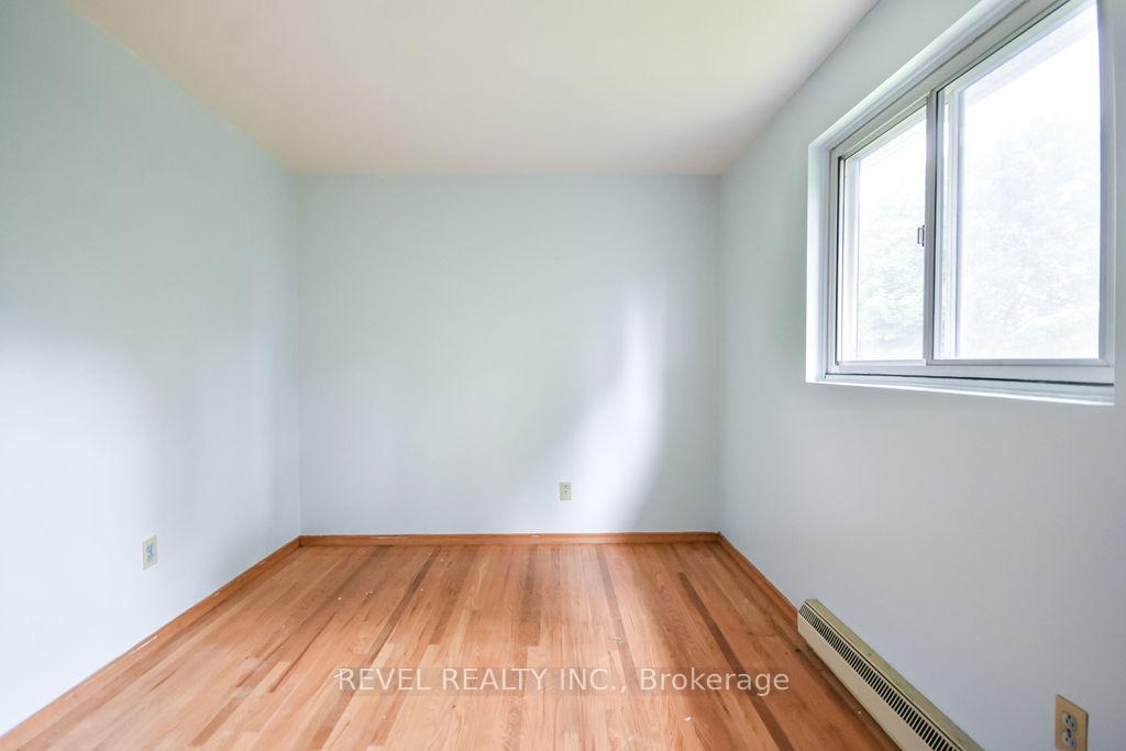 Photo 26 of 37 Broadmoor Avenue, Barrie, Allandale Heights — HOMEH