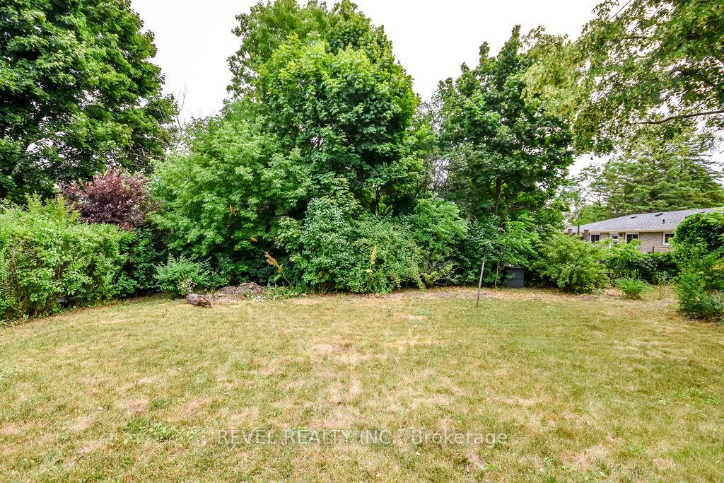 Photo 35 of 37 Broadmoor Avenue, Barrie, Allandale Heights — HOMEH