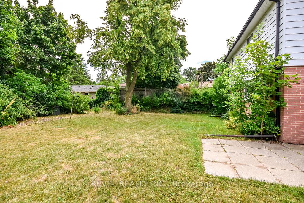 Photo 36 of 37 Broadmoor Avenue, Barrie, Allandale Heights — HOMEH