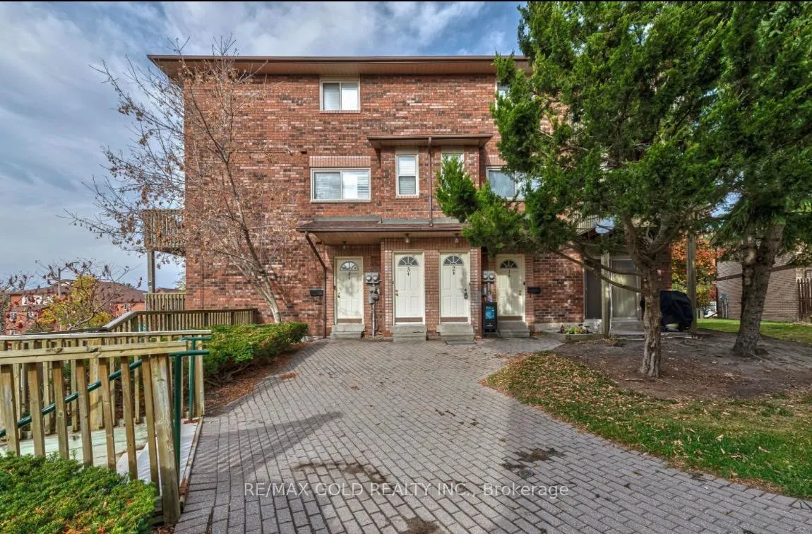 Photo 1 of Unit 2, 9 Meadow Lane, Barrie, Ardagh — HOMEH
