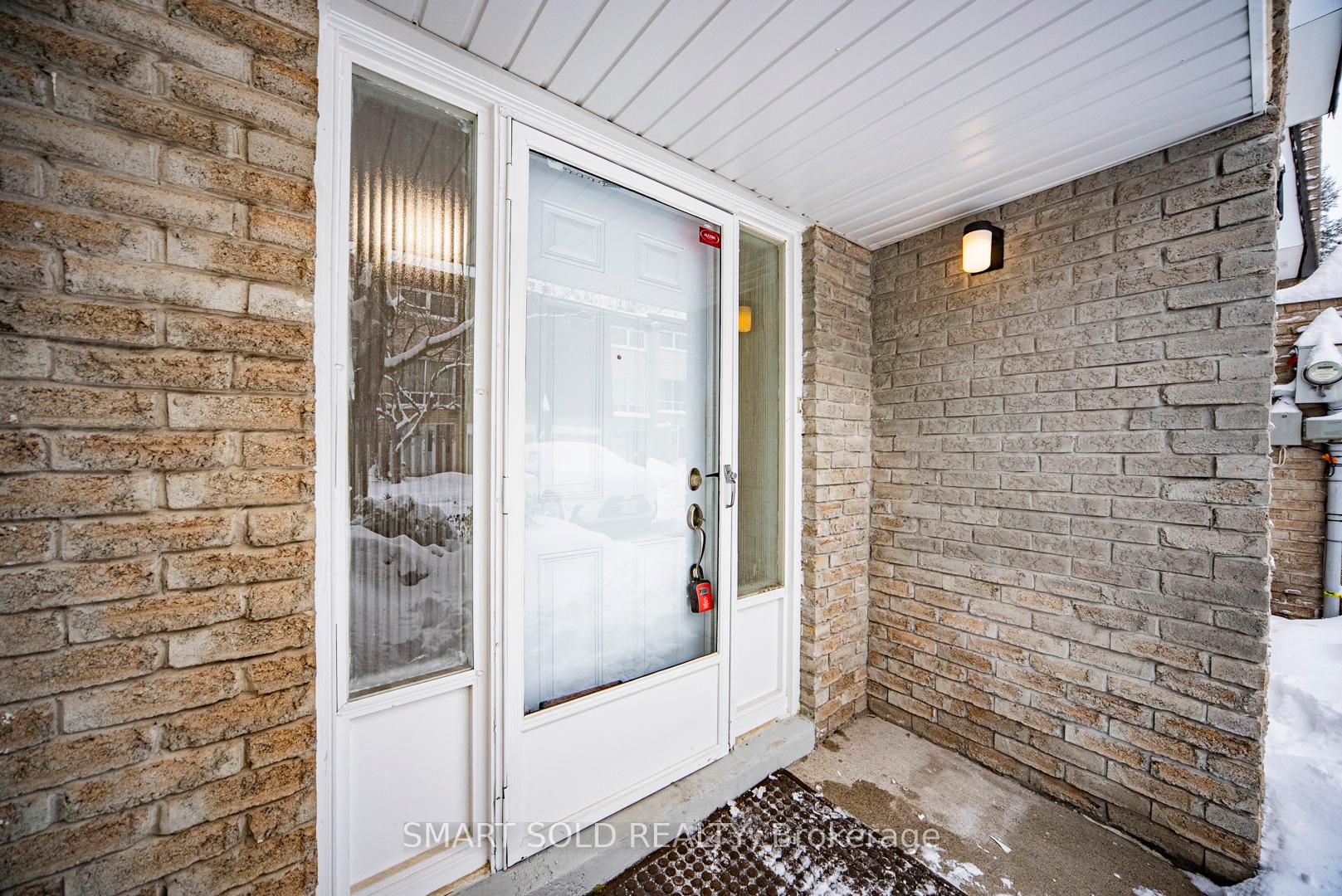 Photo 3 of Unit 73, 653 Village Parkway, Markham, Unionville — HOMEH