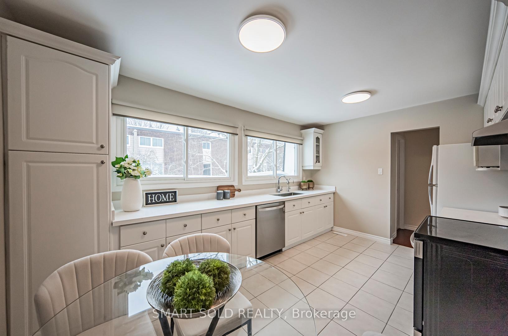 Photo 21 of Unit 73, 653 Village Parkway, Markham, Unionville — HOMEH