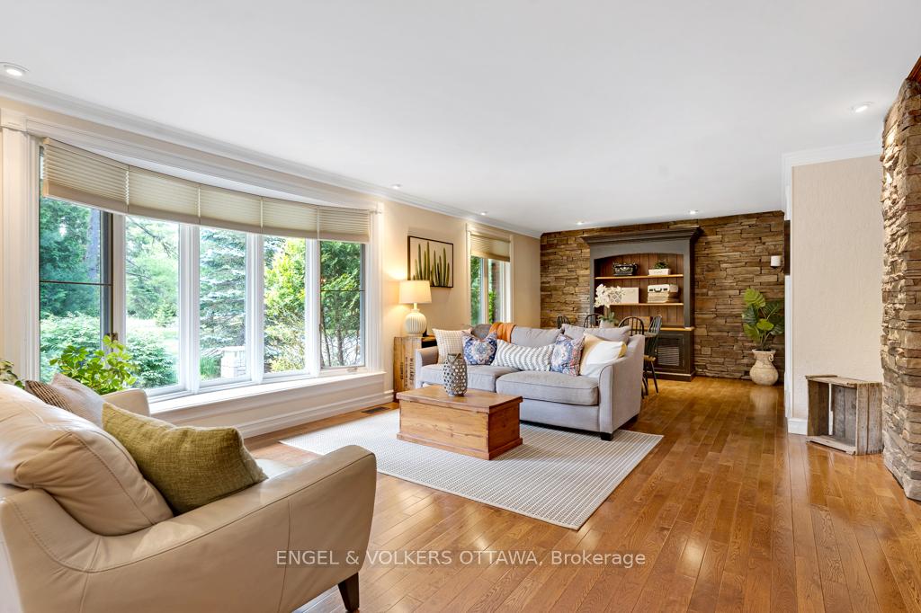 Photo 5 of 656 Spruce Ridge Road, Ottawa, Huntley Ward (South West) — HOMEH