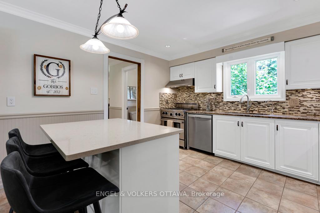 Photo 15 of 656 Spruce Ridge Road, Ottawa, Huntley Ward (South West) — HOMEH