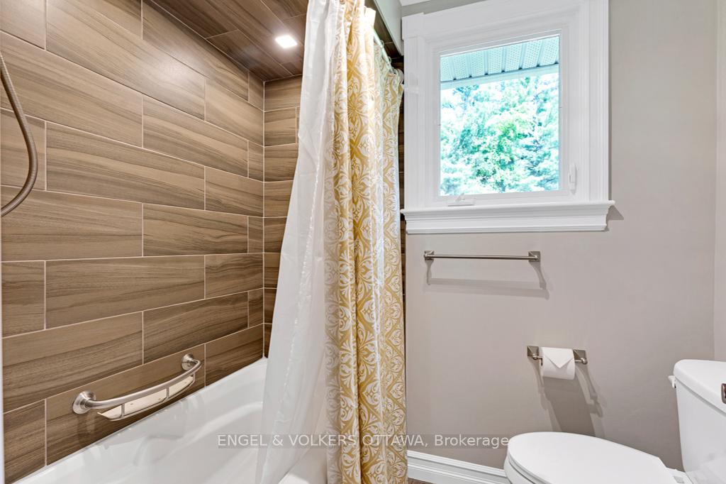 Photo 21 of 656 Spruce Ridge Road, Ottawa, Huntley Ward (South West) — HOMEH