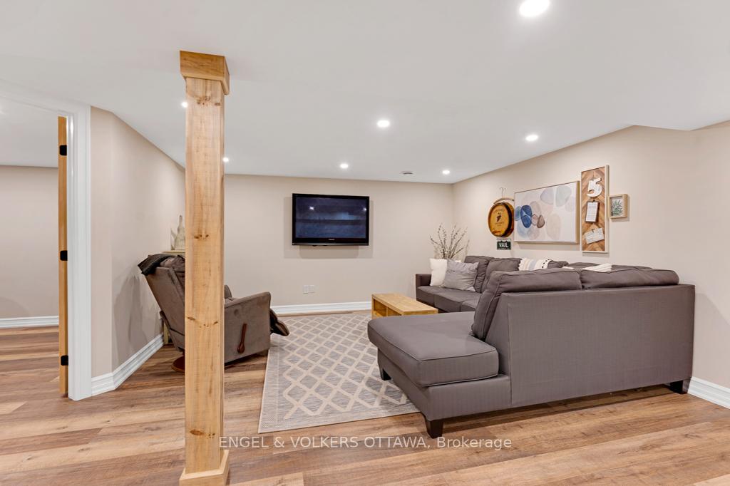 Photo 30 of 656 Spruce Ridge Road, Ottawa, Huntley Ward (South West) — HOMEH