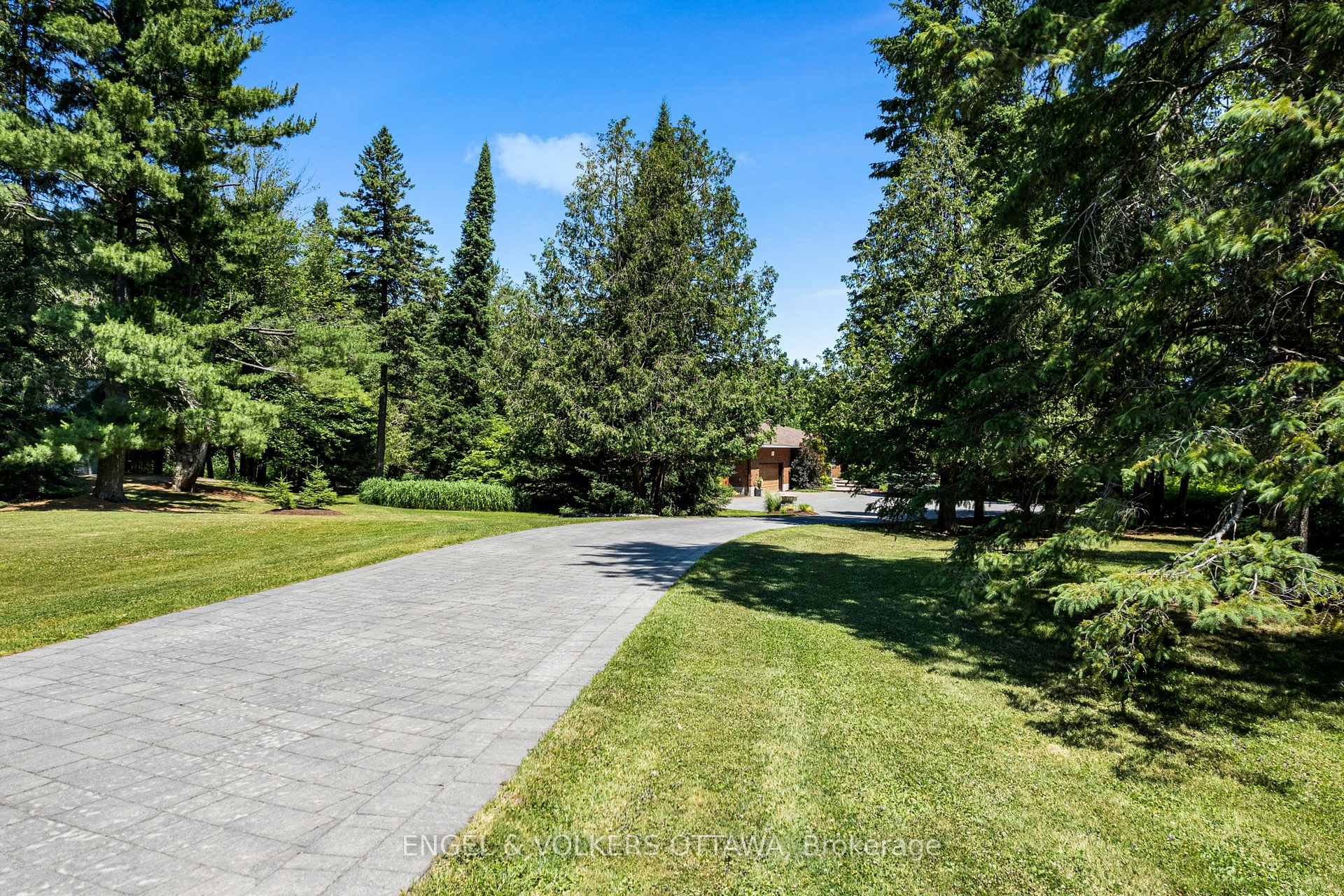 Photo 45 of 656 Spruce Ridge Road, Ottawa, Huntley Ward (South West) — HOMEH