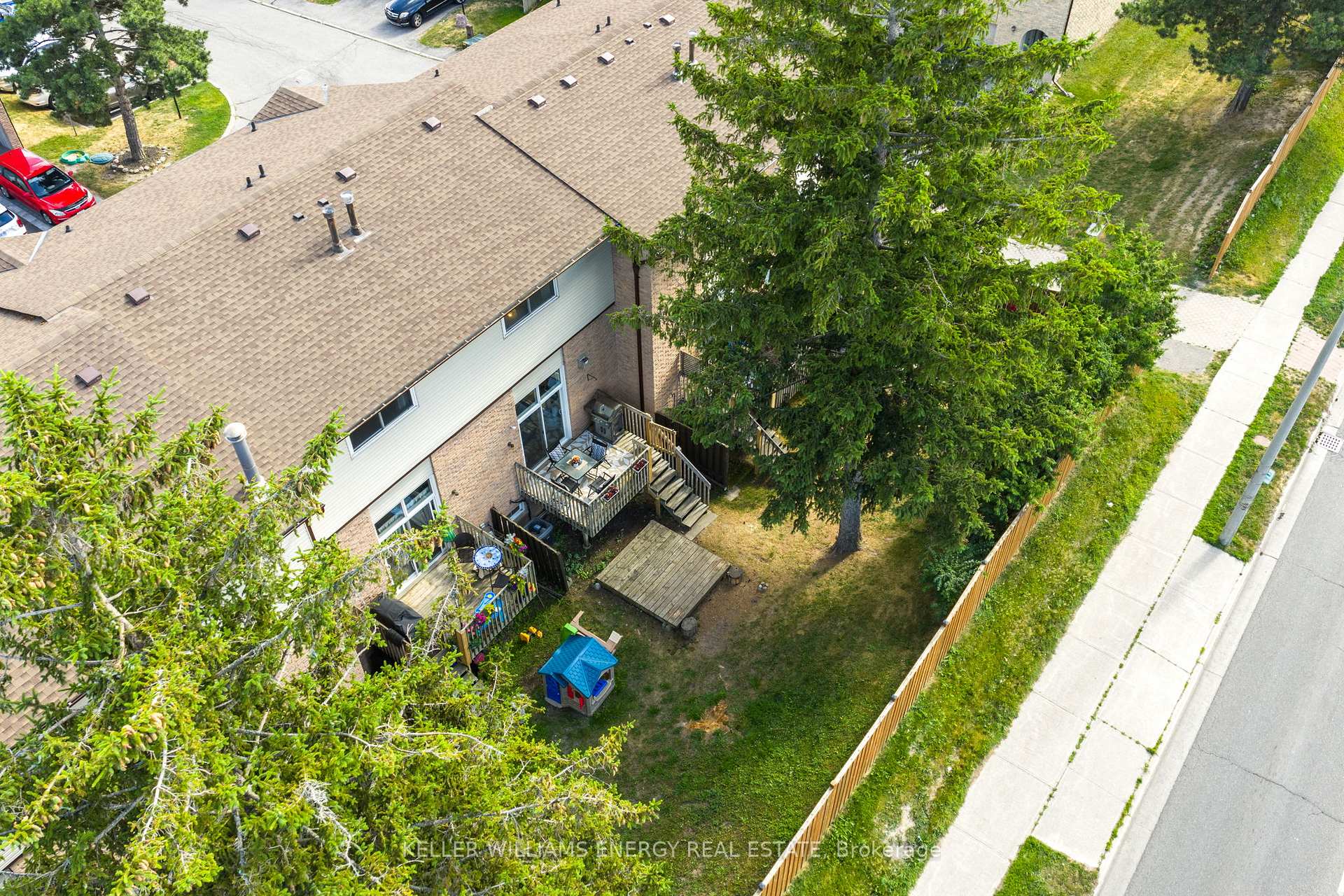 Photo 36 of Unit 46, 1330 Trowbridge Drive, Oshawa, Centennial — HOMEH