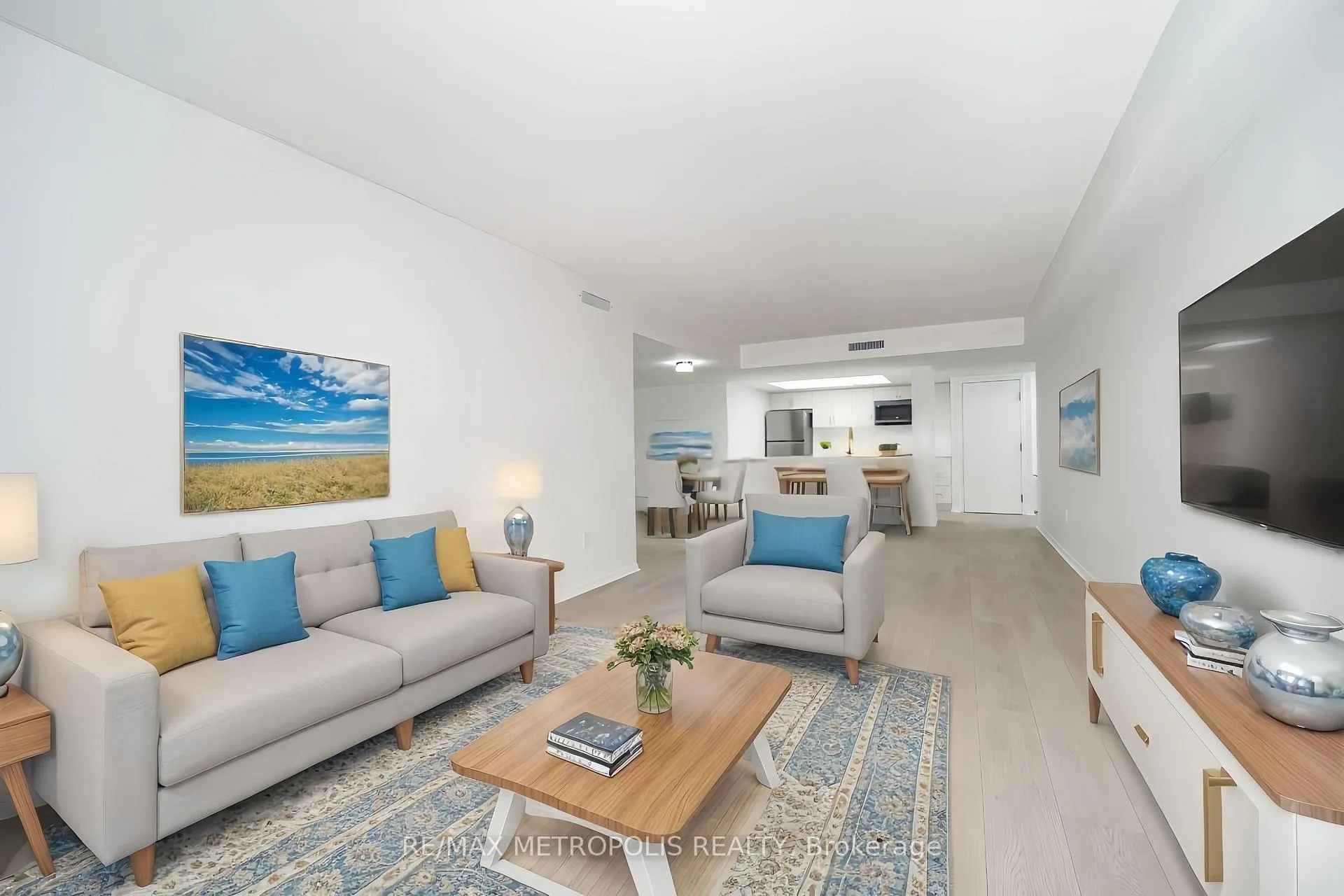 Front of Unit 2908, 1001 Bay Street