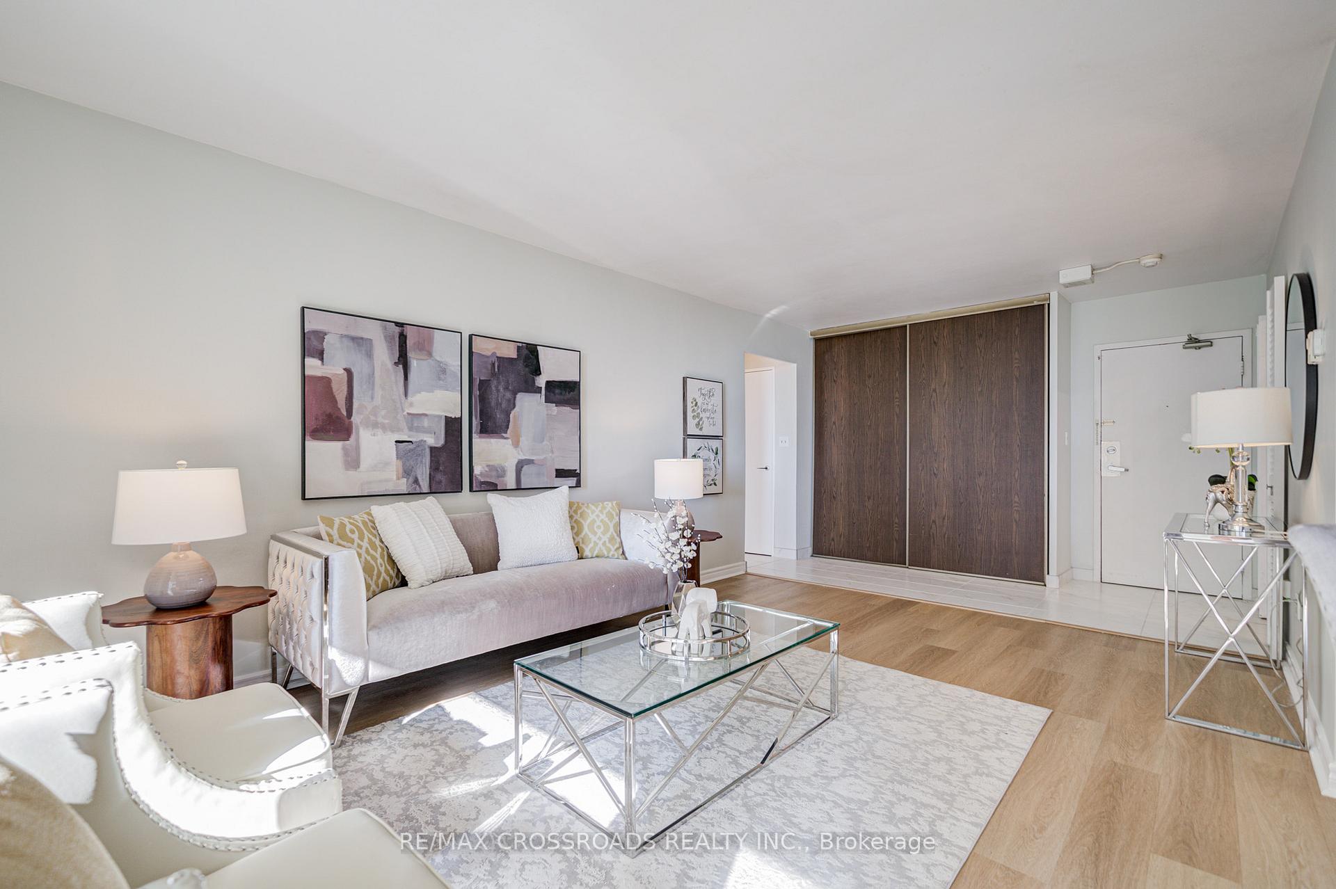 Photo 10 of Unit 1202, 5 Massey Square, Toronto, Crescent Town — HOMEH