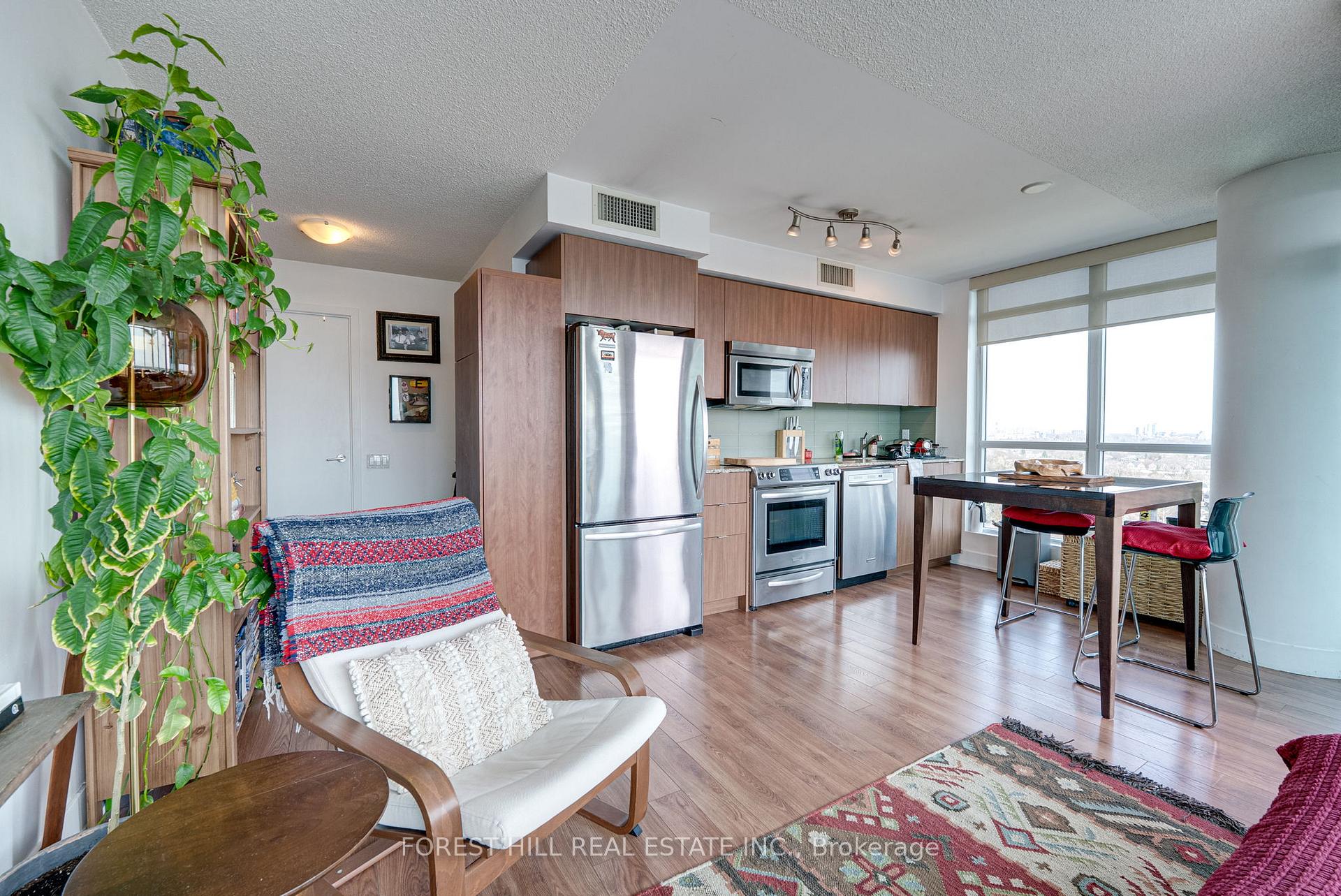 Photo 17 of Unit 1703, 1048 Broadview Avenue, Toronto, Broadview North — HOMEH