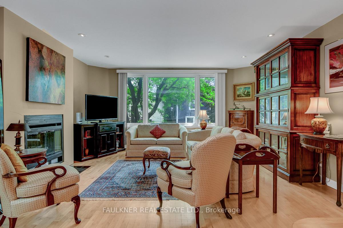 Photo 2 of 13A Windsor Avenue, Ottawa, Old Ottawa South/Rideau Gardens — HOMEH
