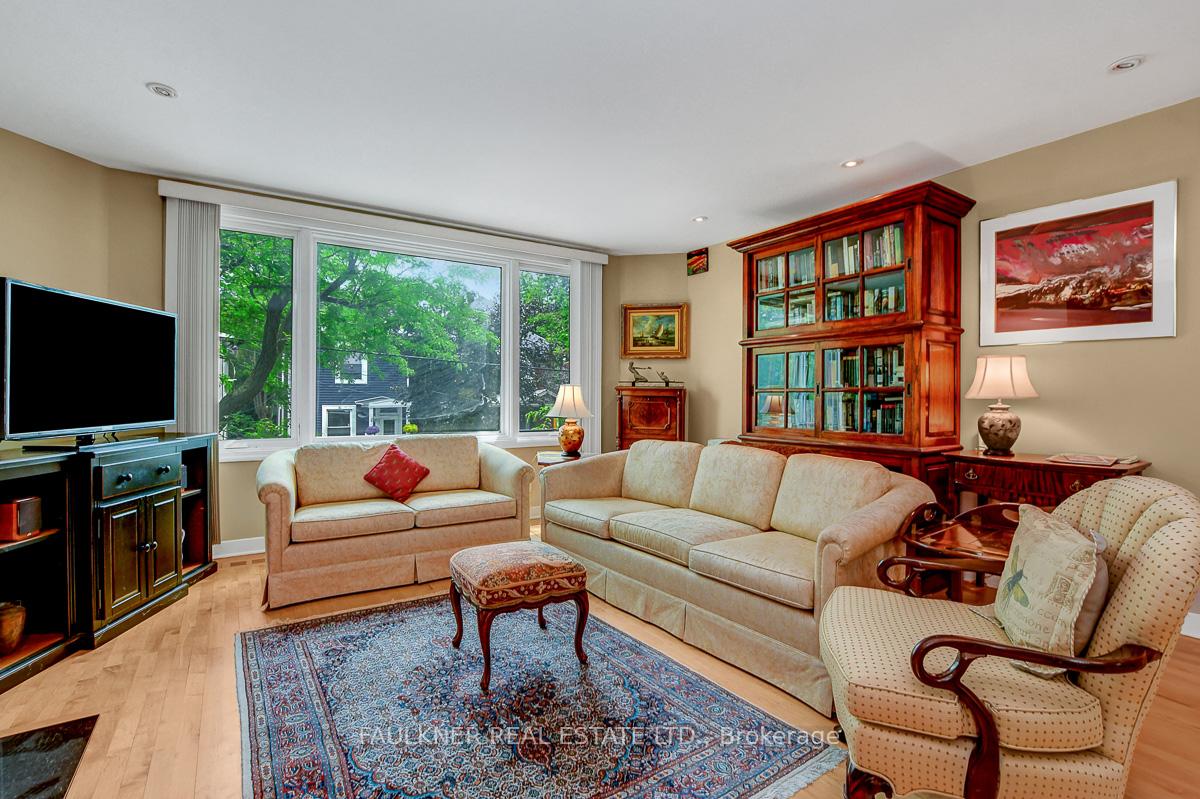Photo 3 of 13A Windsor Avenue, Ottawa, Old Ottawa South/Rideau Gardens — HOMEH