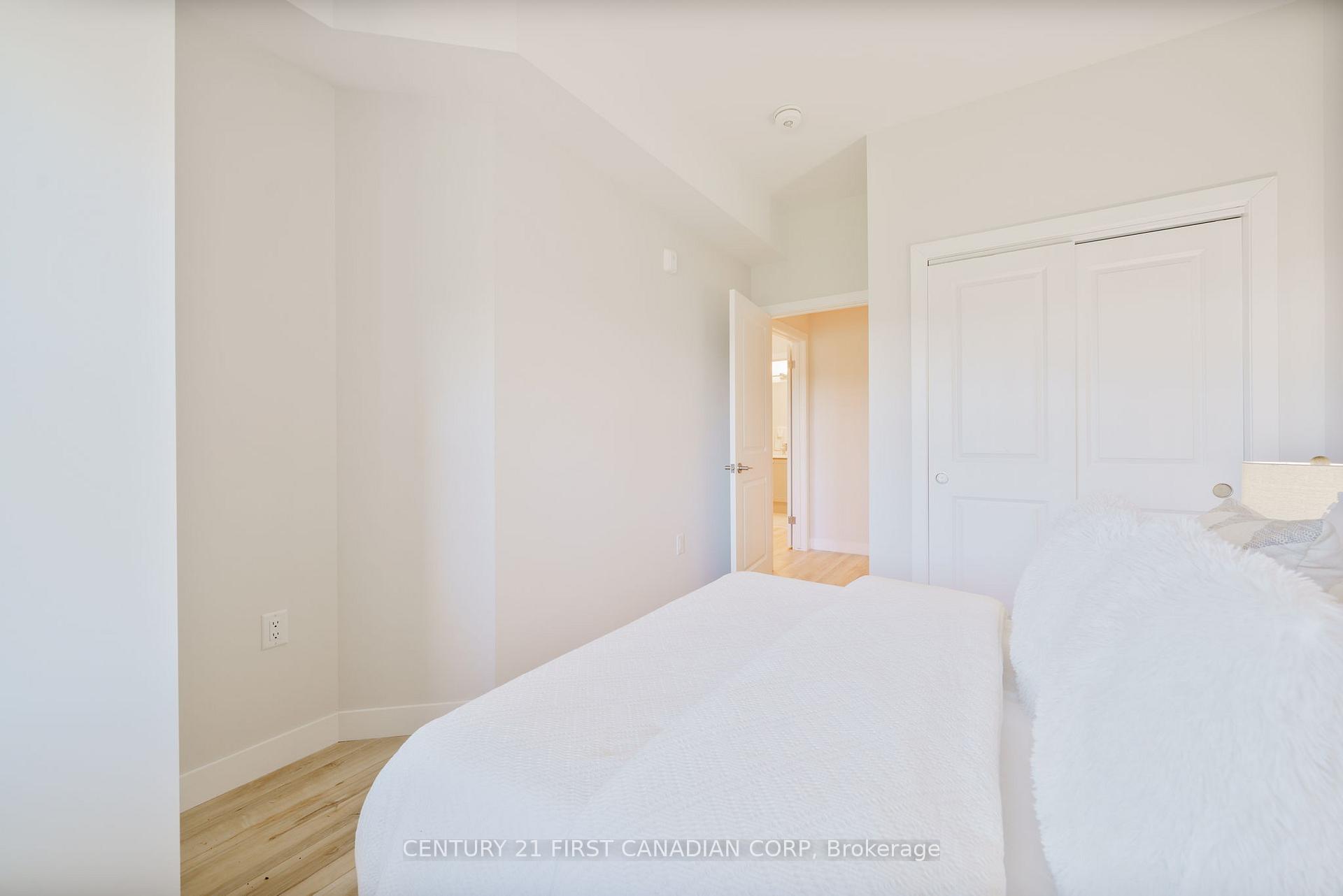 Photo 15 of Unit 415, 100 The Promenade, Central Elgin, Rural Central Elgin — HOMEH