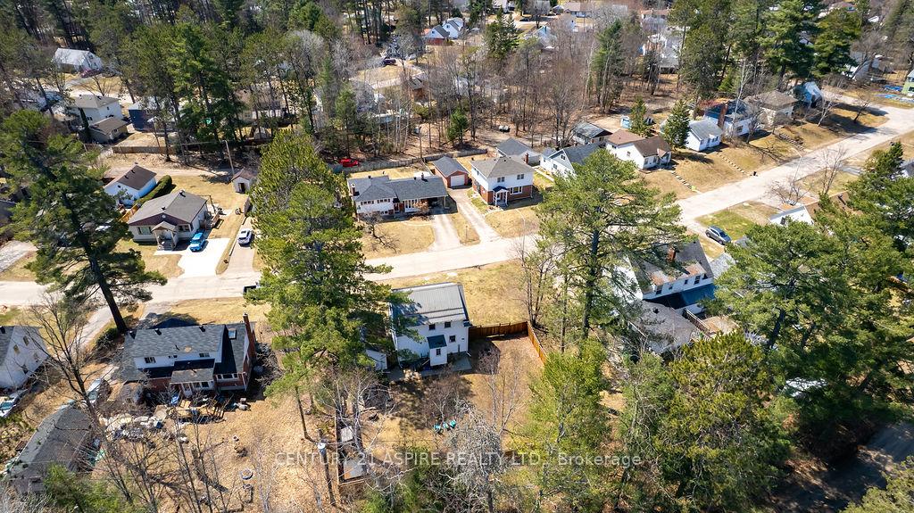Photo 36 of 18 Wolfe Avenue, Deep River — HOMEH
