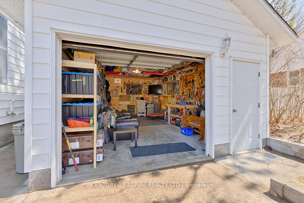 Photo 42 of 18 Wolfe Avenue, Deep River — HOMEH