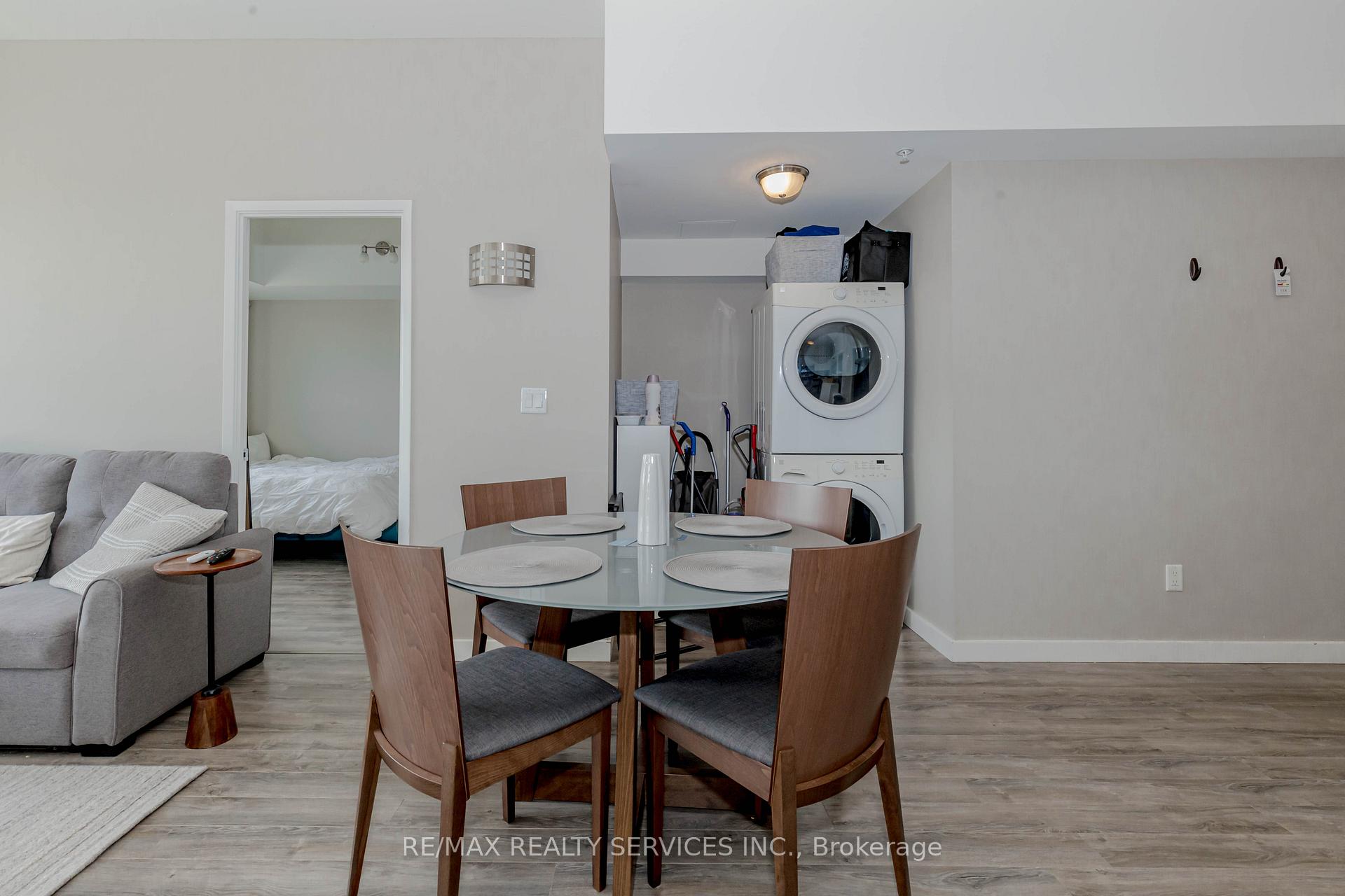 Photo 11 of Unit 626, 1291 Gordon Street, Guelph, Kortright West — HOMEH