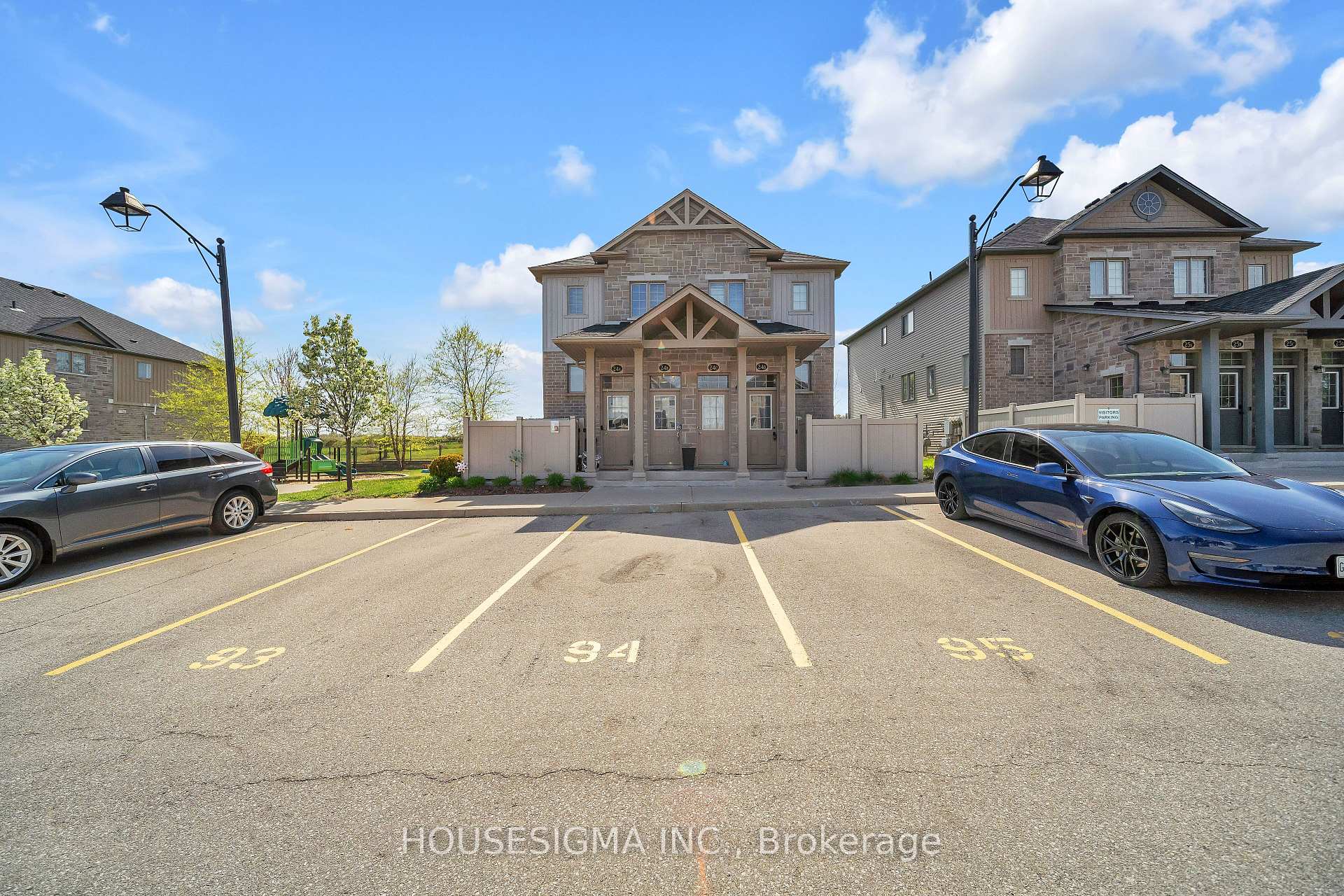 Photo 2 of Unit 24B, 388 Old Huron Road, Kitchener — HOMEH