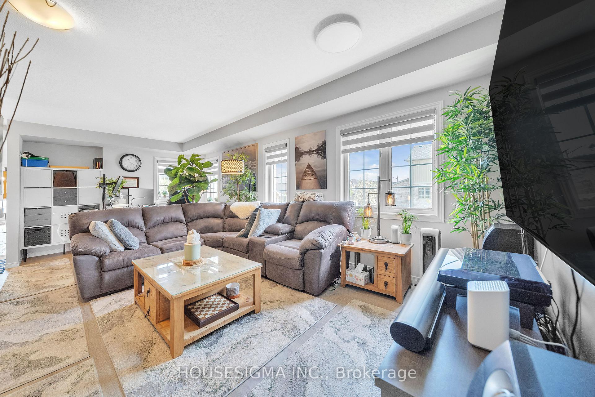 Photo 11 of Unit 24B, 388 Old Huron Road, Kitchener — HOMEH