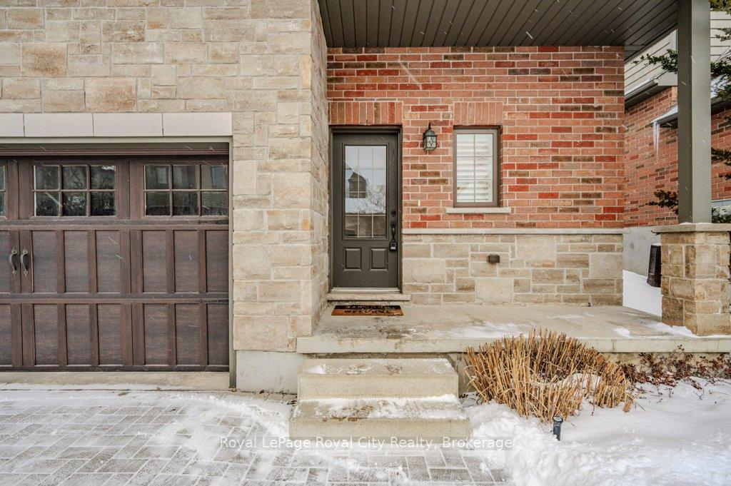 Photo 2 of Unit 7, 146 Downey Road, Guelph, Kortright Hills — HOMEH