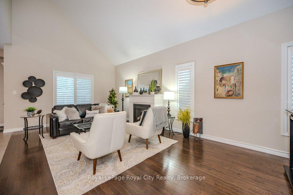 Photo 5 of Unit 7, 146 Downey Road, Guelph, Kortright Hills — HOMEH