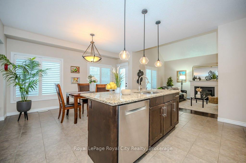 Photo 10 of Unit 7, 146 Downey Road, Guelph, Kortright Hills — HOMEH