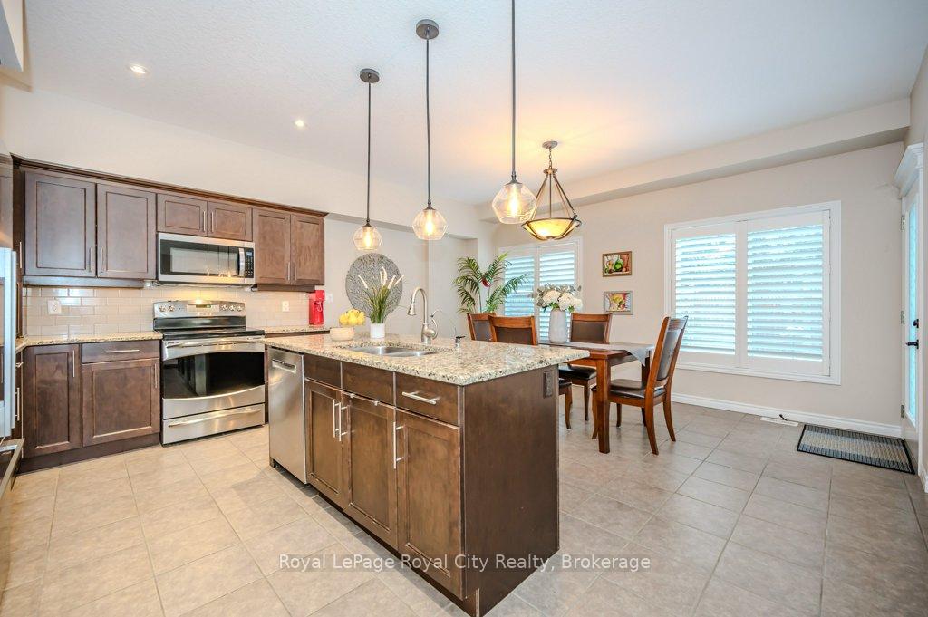 Photo 11 of Unit 7, 146 Downey Road, Guelph, Kortright Hills — HOMEH