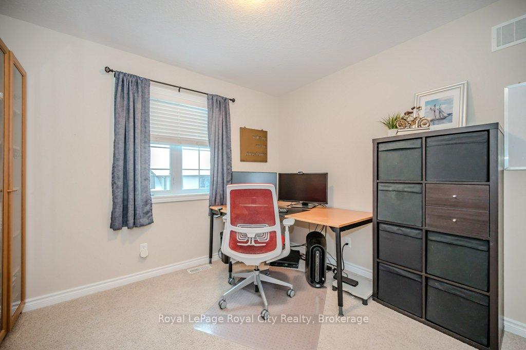 Photo 18 of Unit 7, 146 Downey Road, Guelph, Kortright Hills — HOMEH