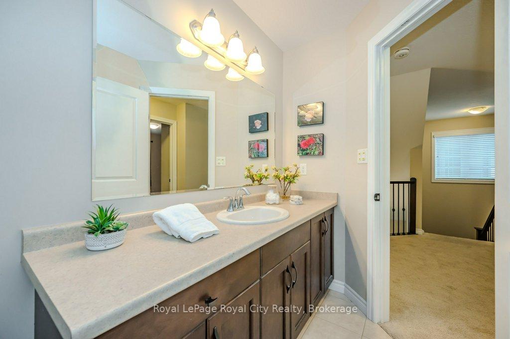Photo 24 of Unit 7, 146 Downey Road, Guelph, Kortright Hills — HOMEH