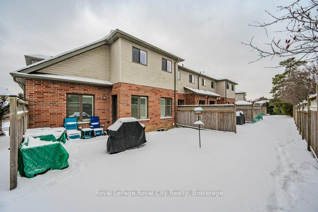 Photo 32 of Unit 7, 146 Downey Road, Guelph, Kortright Hills — HOMEH