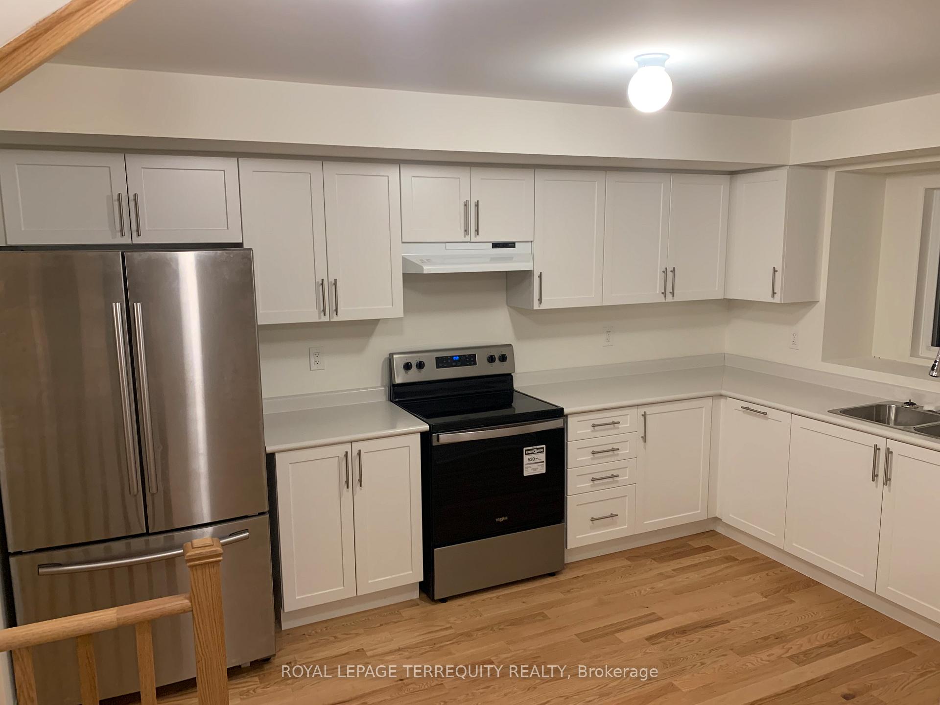Photo 11 of 232 Lord Elgin Way, Clarington, Bowmanville — HOMEH