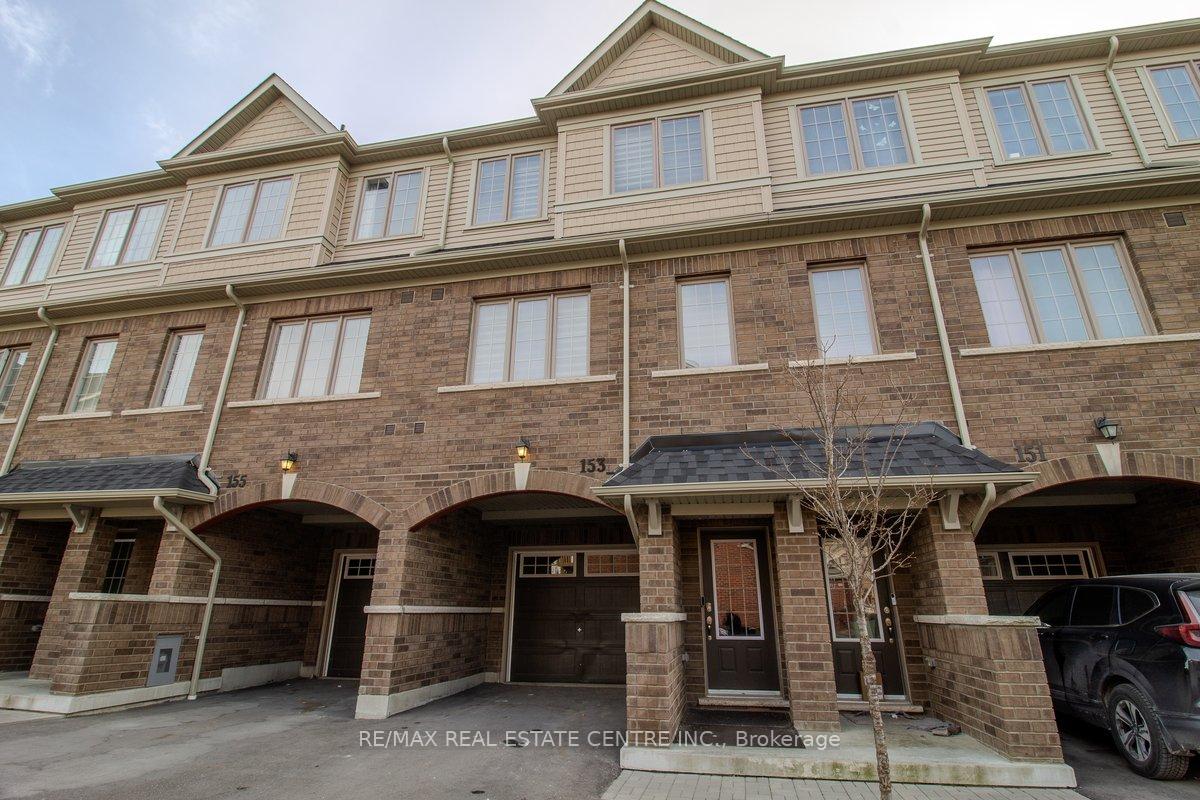 Photo 2 of 153 Danzatore Path, Oshawa, Windfields — HOMEH