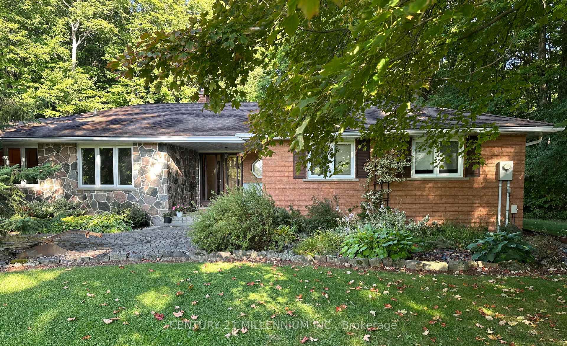 Photo 6 of 1264 Olde Base Line Road, Caledon, Rural Caledon — HOMEH