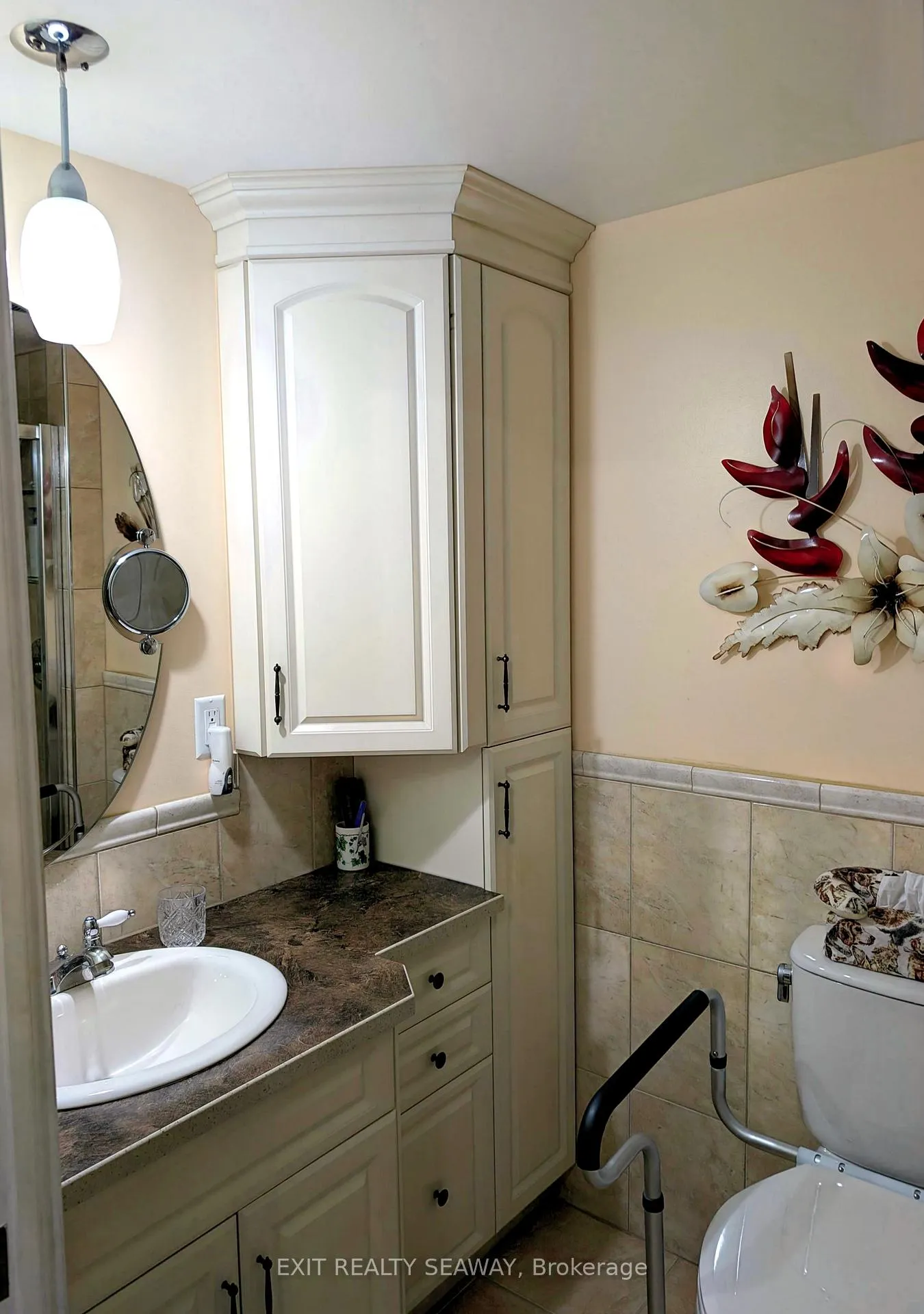 Photo 6 of Unit 1107, 308 Second Street E, Cornwall — HOMEH