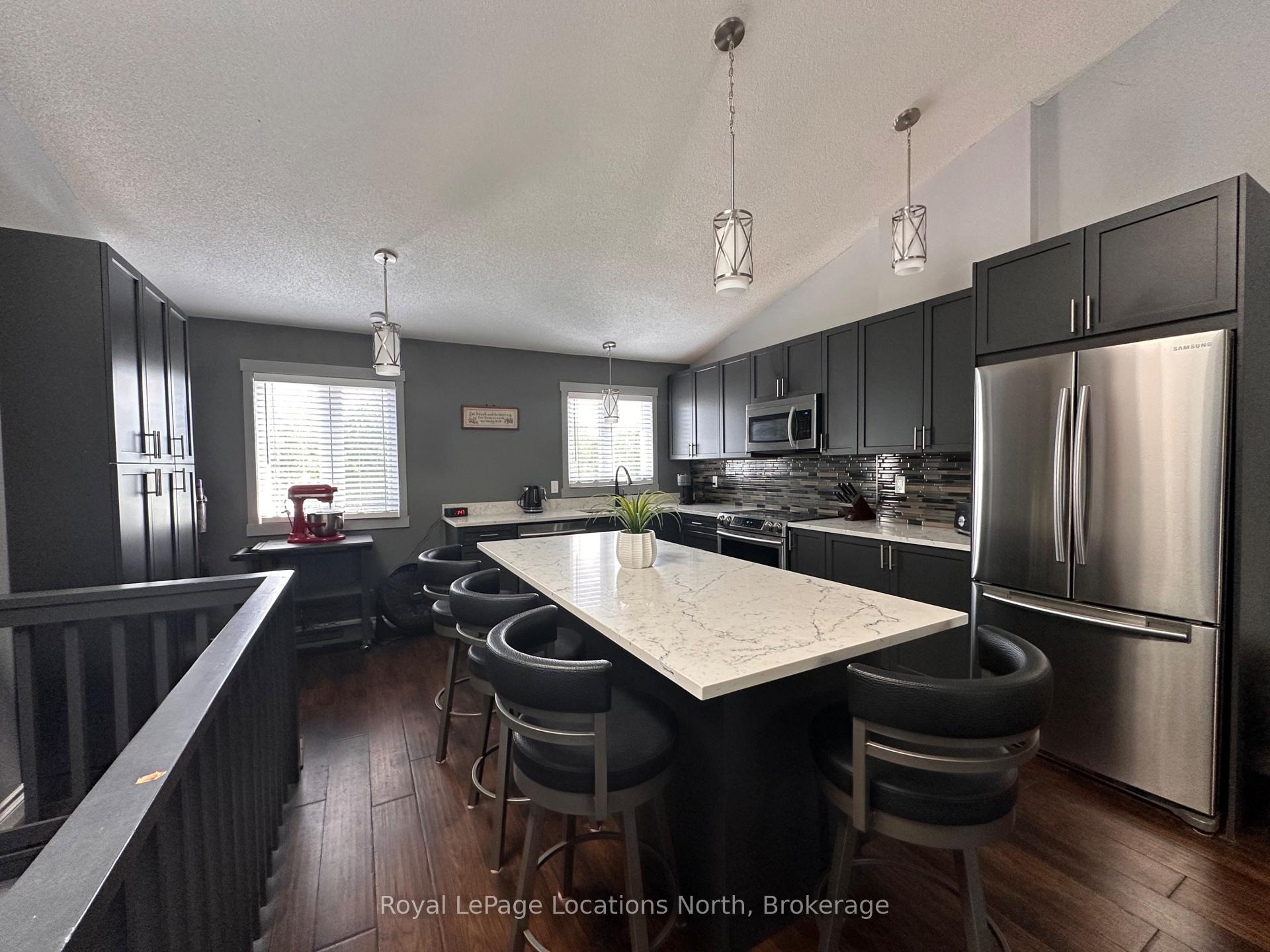 Photo 4 of Unit 70, 149 Fairway Crescent, Collingwood — HOMEH