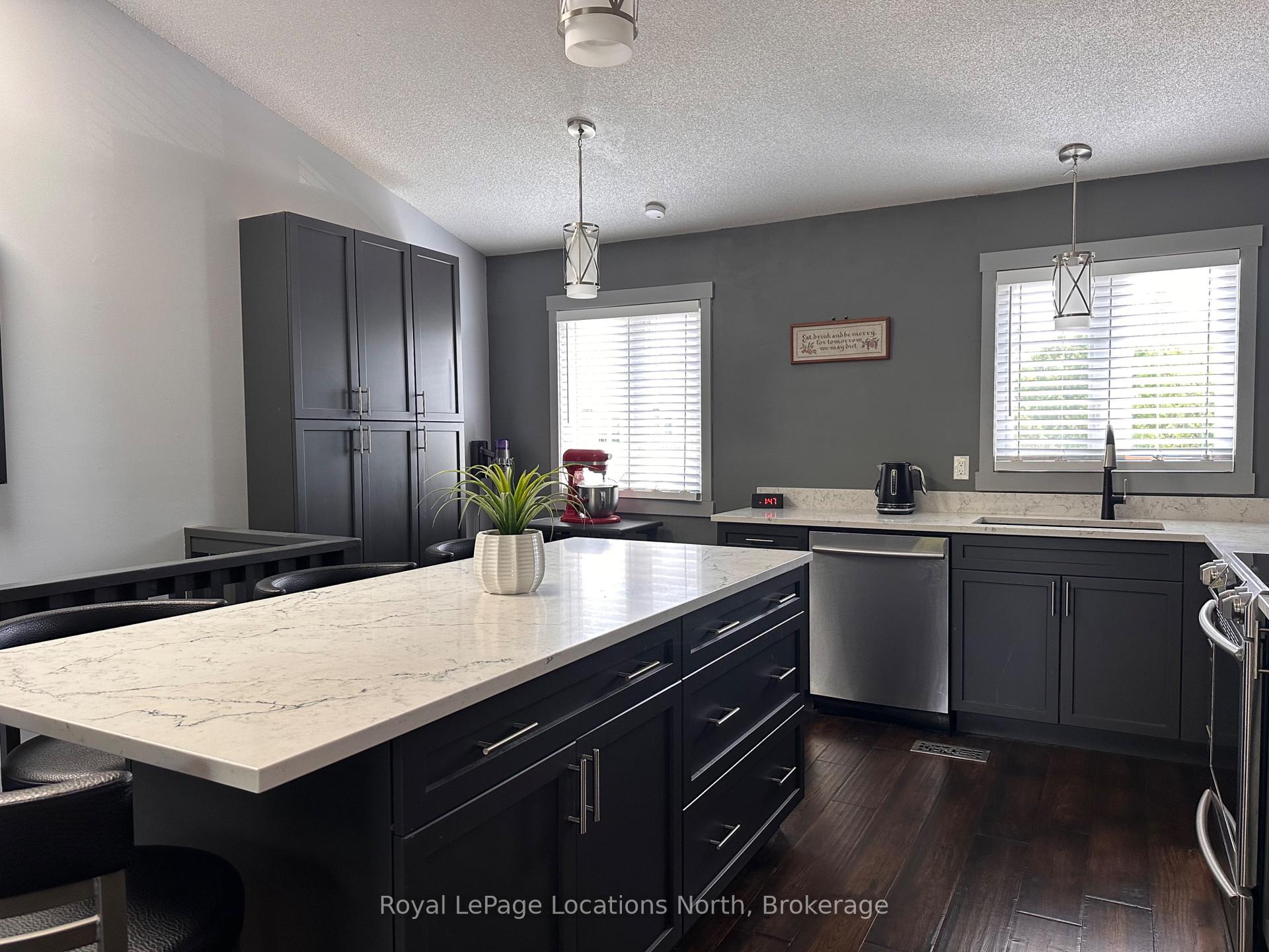 Photo 6 of Unit 70, 149 Fairway Crescent, Collingwood — HOMEH