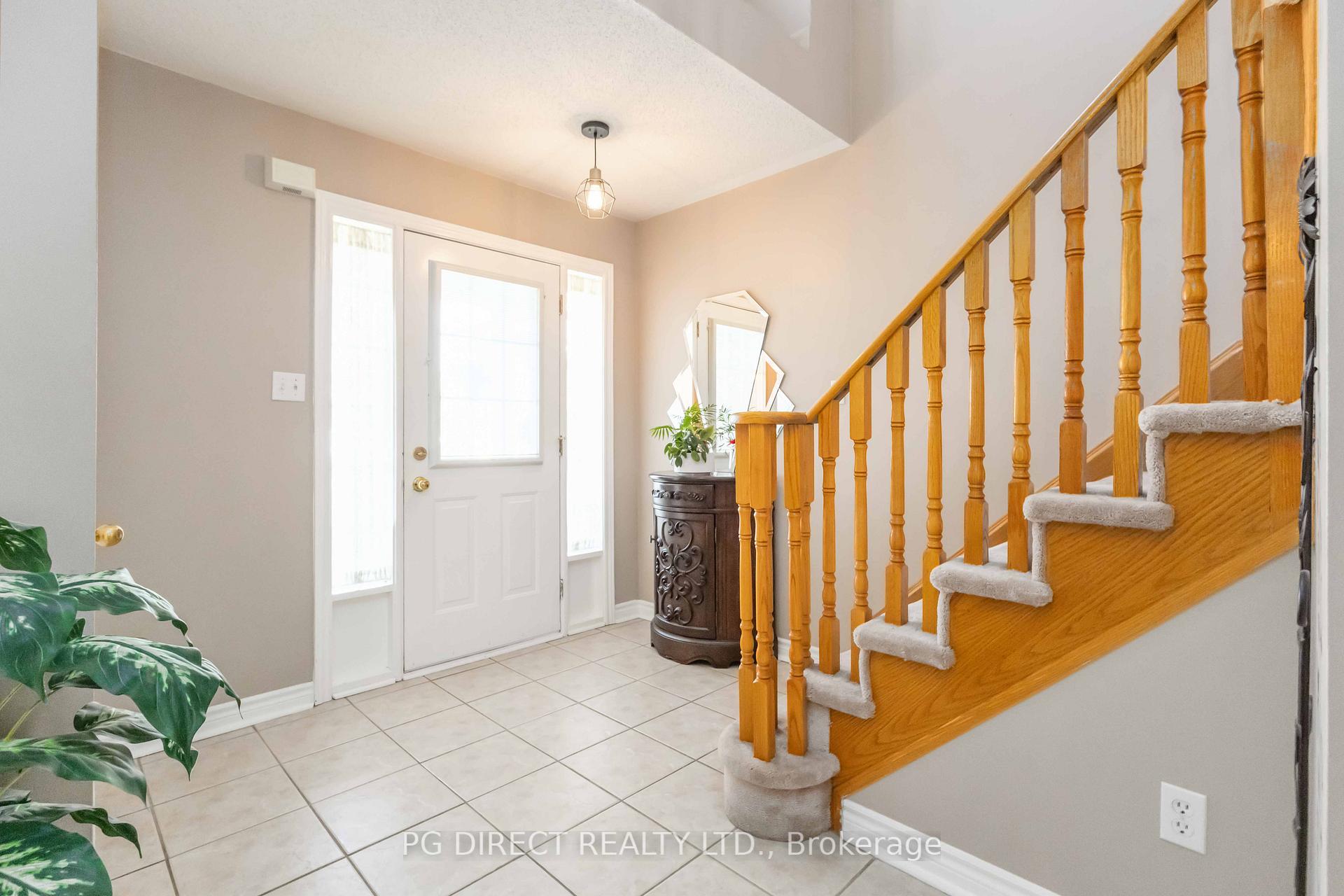 Photo 11 of 19 Cotton Street, Clarington, Bowmanville — HOMEH