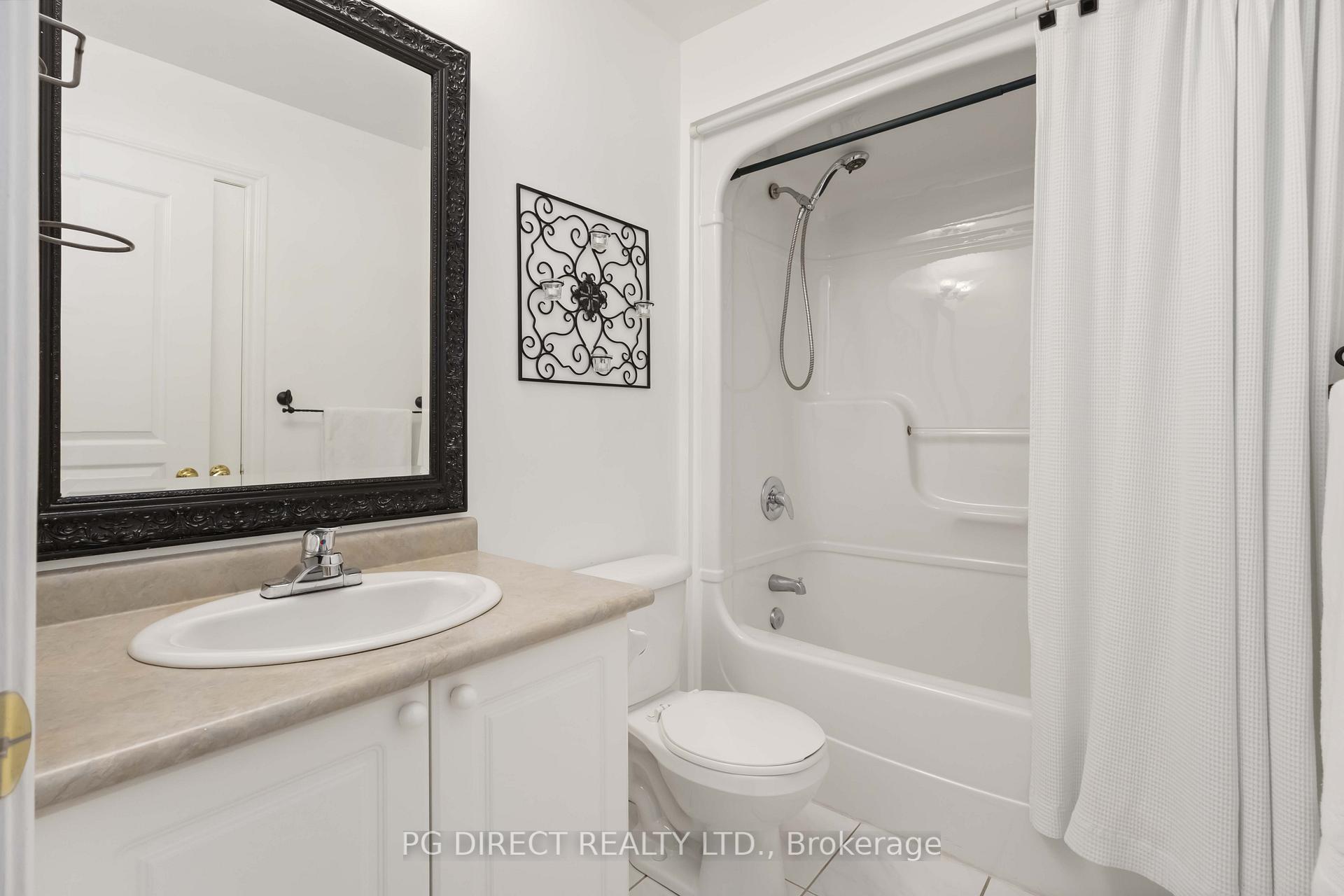 Photo 14 of 19 Cotton Street, Clarington, Bowmanville — HOMEH