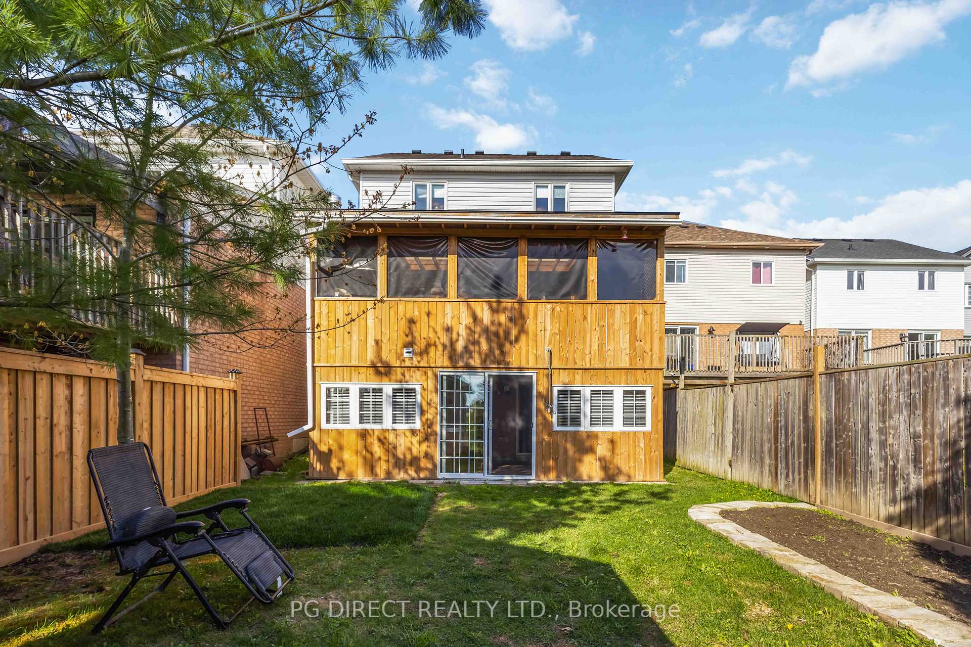 Photo 20 of 19 Cotton Street, Clarington, Bowmanville — HOMEH
