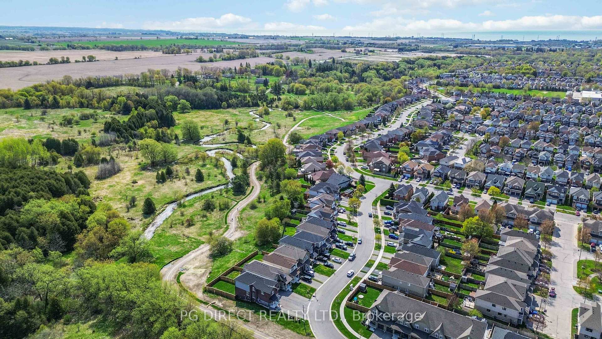 Photo 23 of 19 Cotton Street, Clarington, Bowmanville — HOMEH