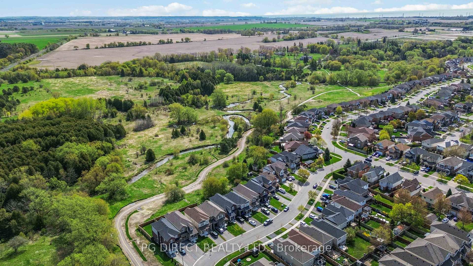 Photo 24 of 19 Cotton Street, Clarington, Bowmanville — HOMEH