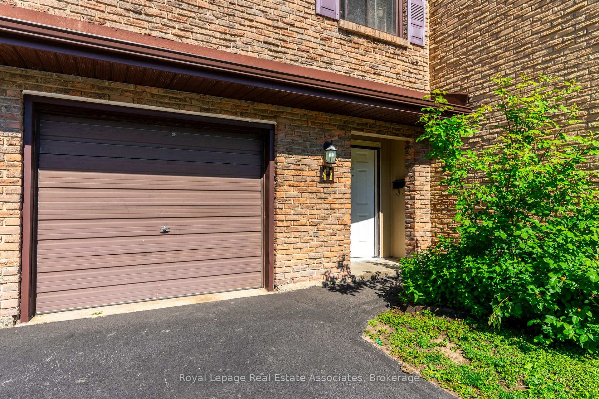 Photo 2 of Unit 41, 1250 Limeridge Road E, Hamilton, Trenholme — HOMEH