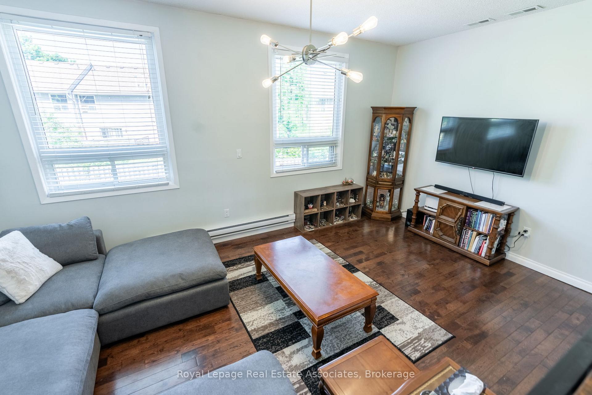 Photo 10 of Unit 41, 1250 Limeridge Road E, Hamilton, Trenholme — HOMEH