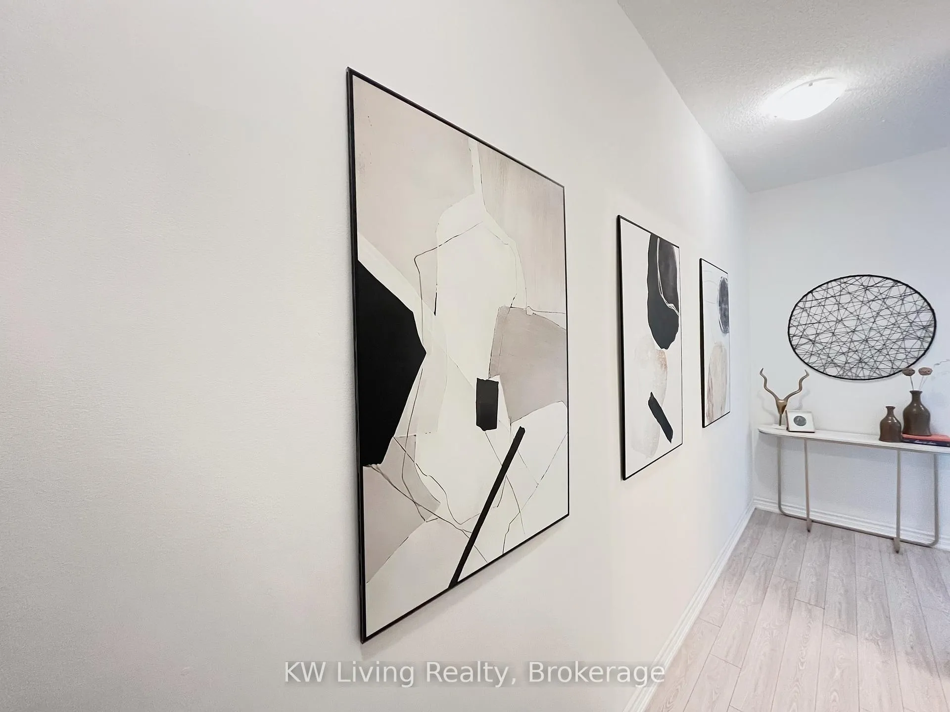 Photo 2 of Unit 706, 8323 Kennedy Road, Markham, Village Green-South Unionville — HOMEH