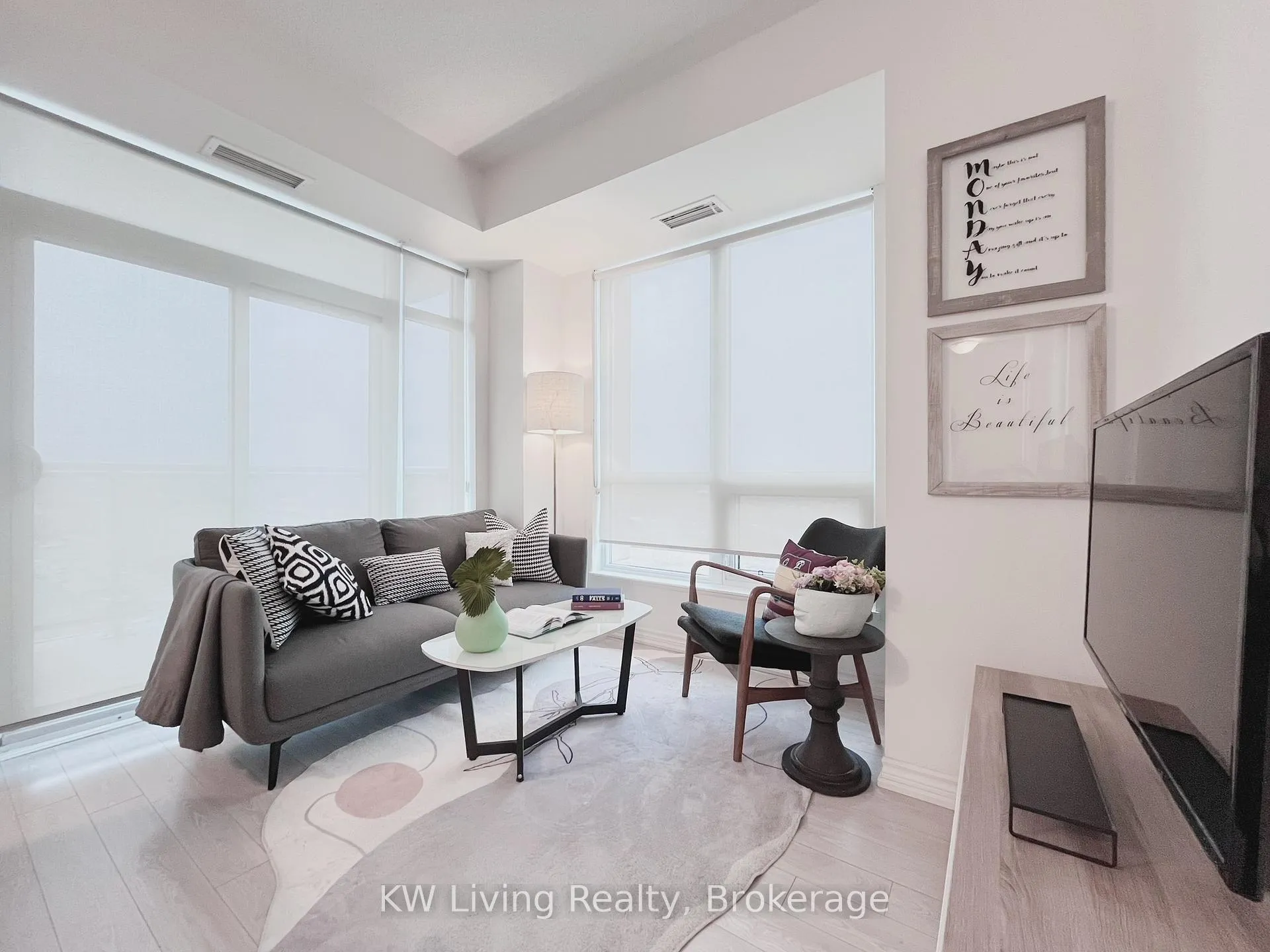 Photo 7 of Unit 706, 8323 Kennedy Road, Markham, Village Green-South Unionville — HOMEH