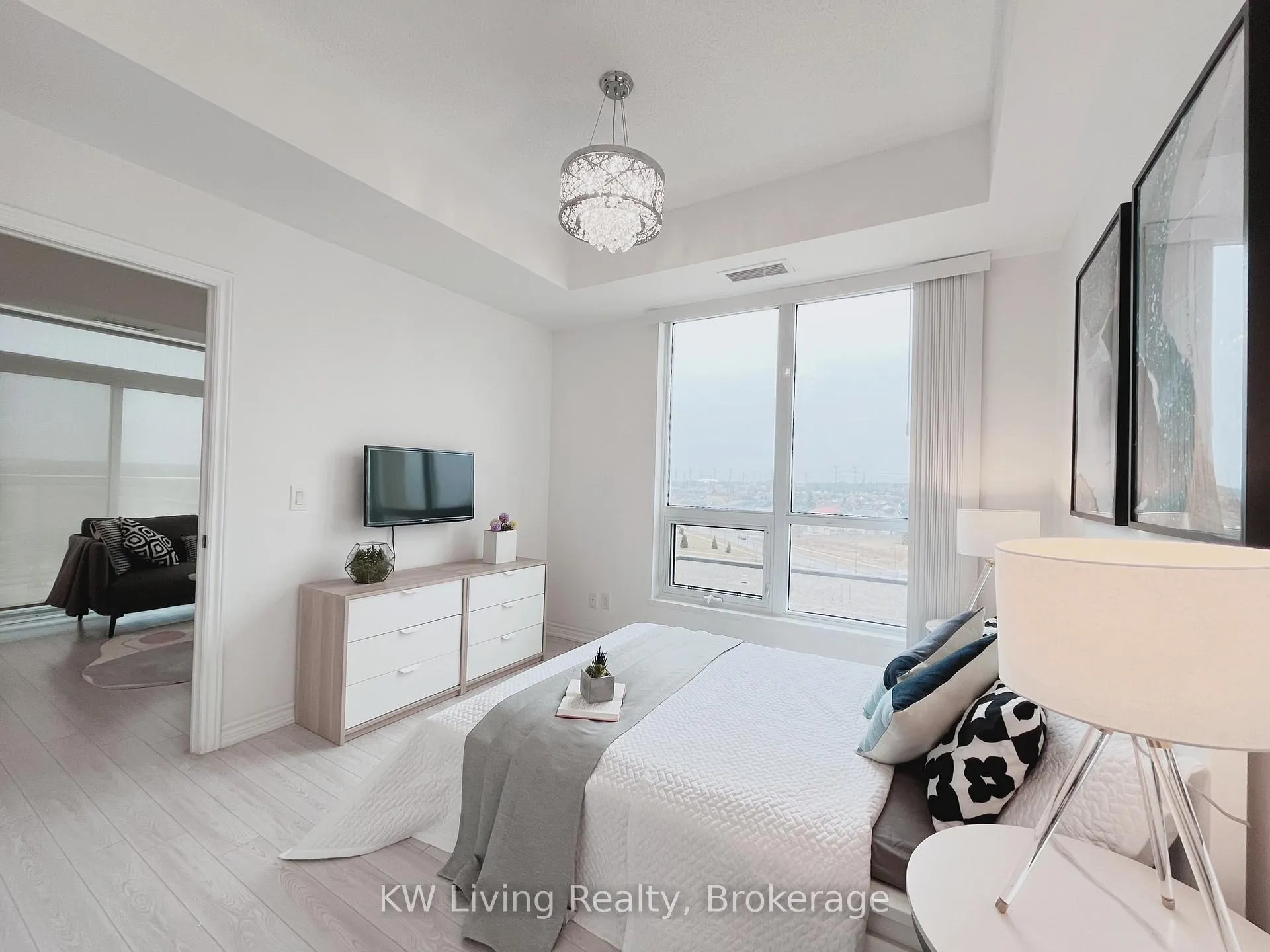 Photo 13 of Unit 706, 8323 Kennedy Road, Markham, Village Green-South Unionville — HOMEH